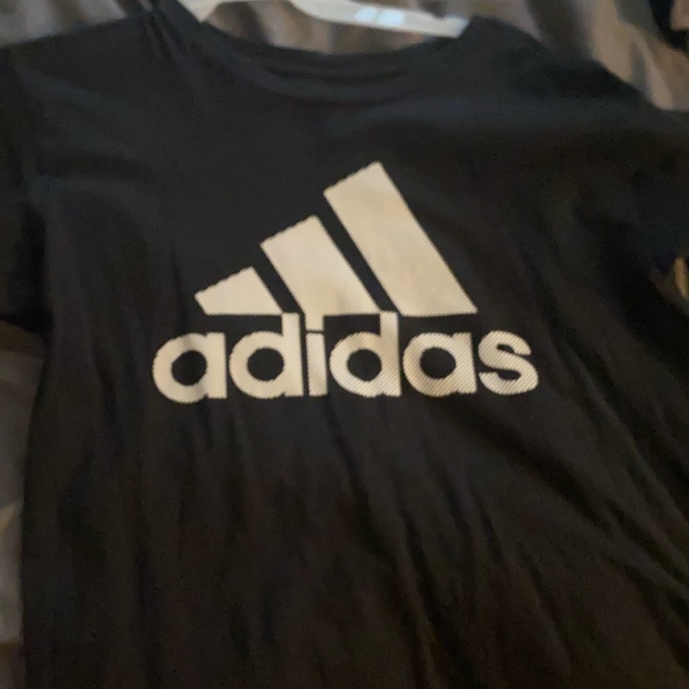 adidas shirt size large